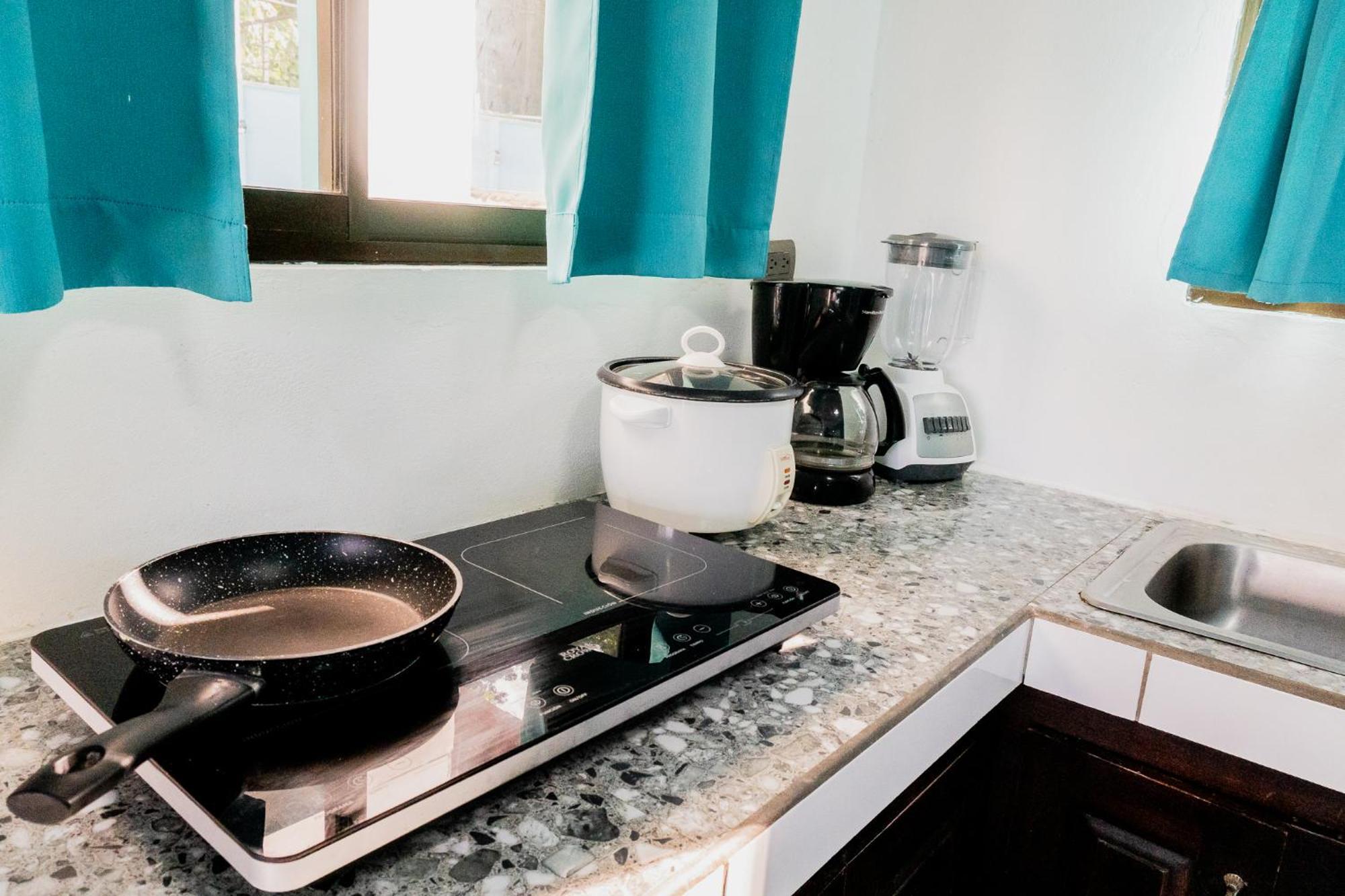 Ocean'S Breeze Apartment And Rooms Puerto Viejo de Talamanca Exterior foto